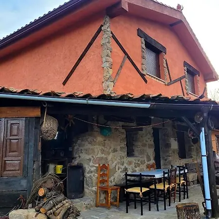 펜션 El Cerro Y El Cerezo 나바콘세호