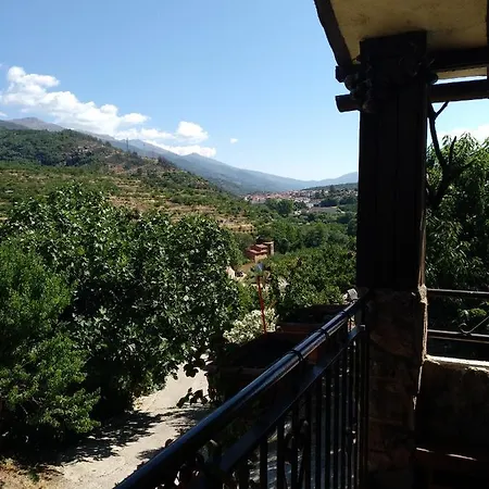 El Cerro Y El Cerezo Navaconcejo