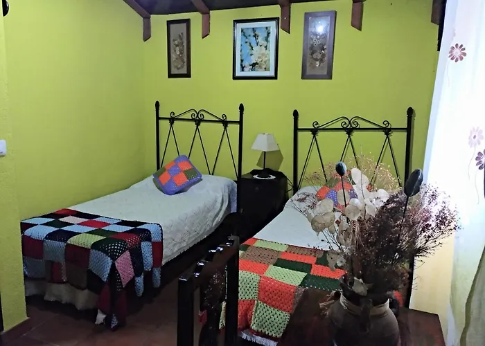 El Cerro Y El Cerezo *